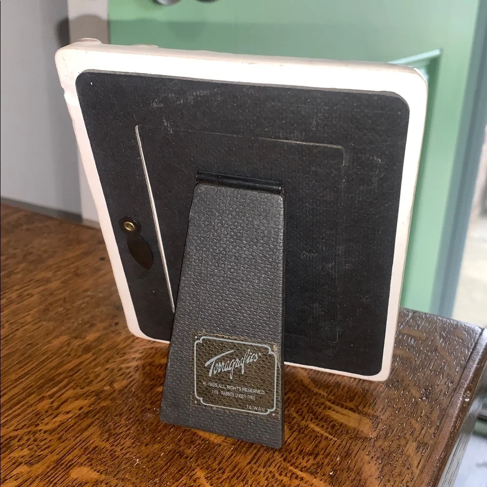 Vintage Bunny Rabbits Picture Frame - Picture 4 of 6